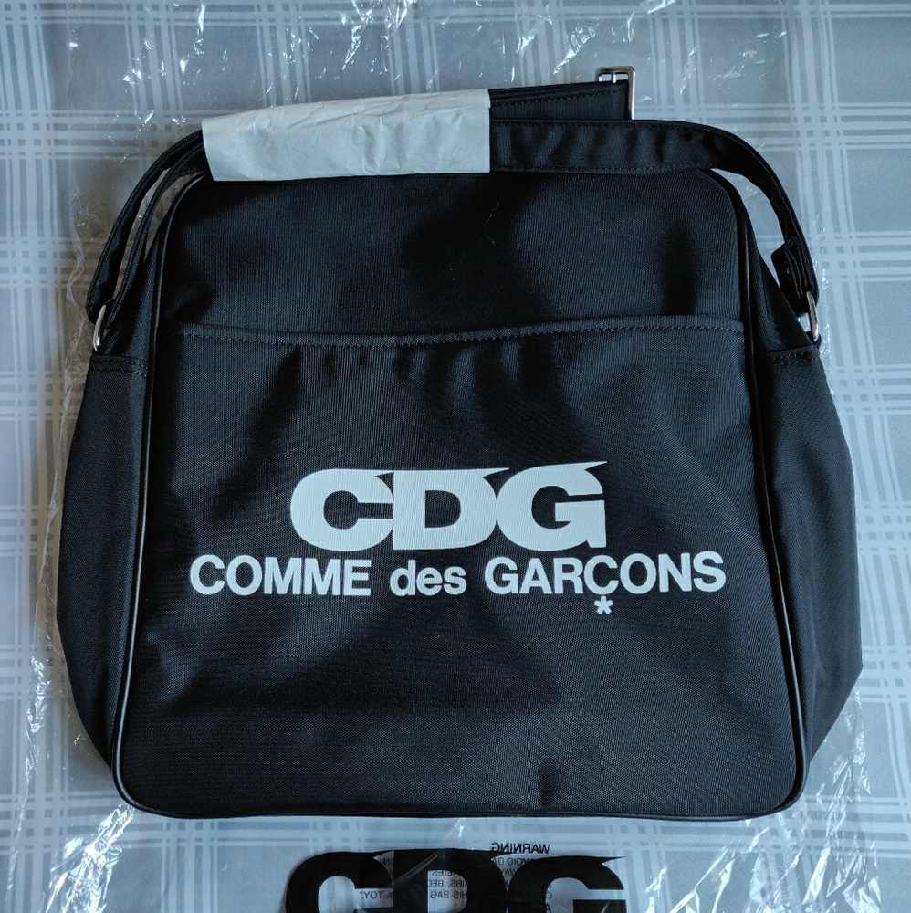 Comme des Garcons airplane shoulder bag